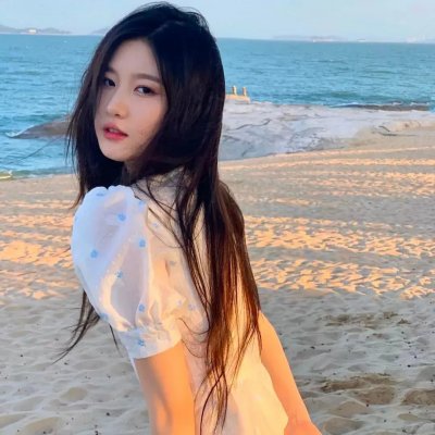化妆，火葬海报