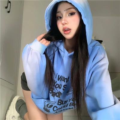 青青河畔草海报